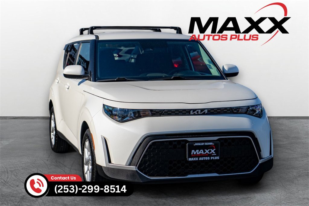 Used 2023 Kia Soul LX w/ LX Technology Package image 1