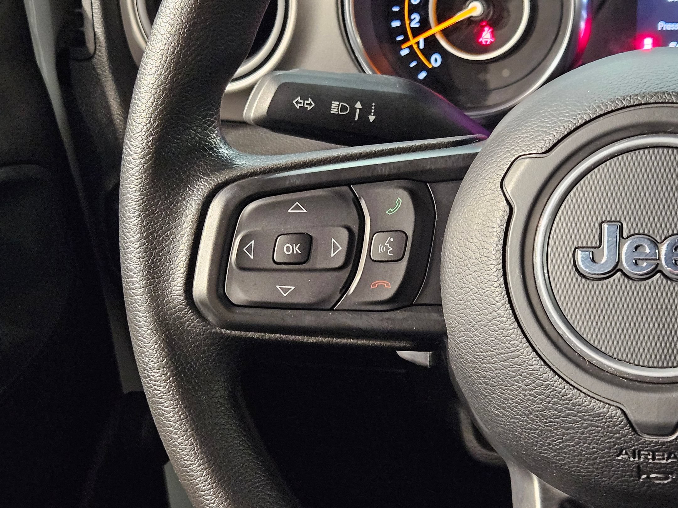 Used 2022 Jeep Wrangler Unlimited Sport AWD/4WD image 25