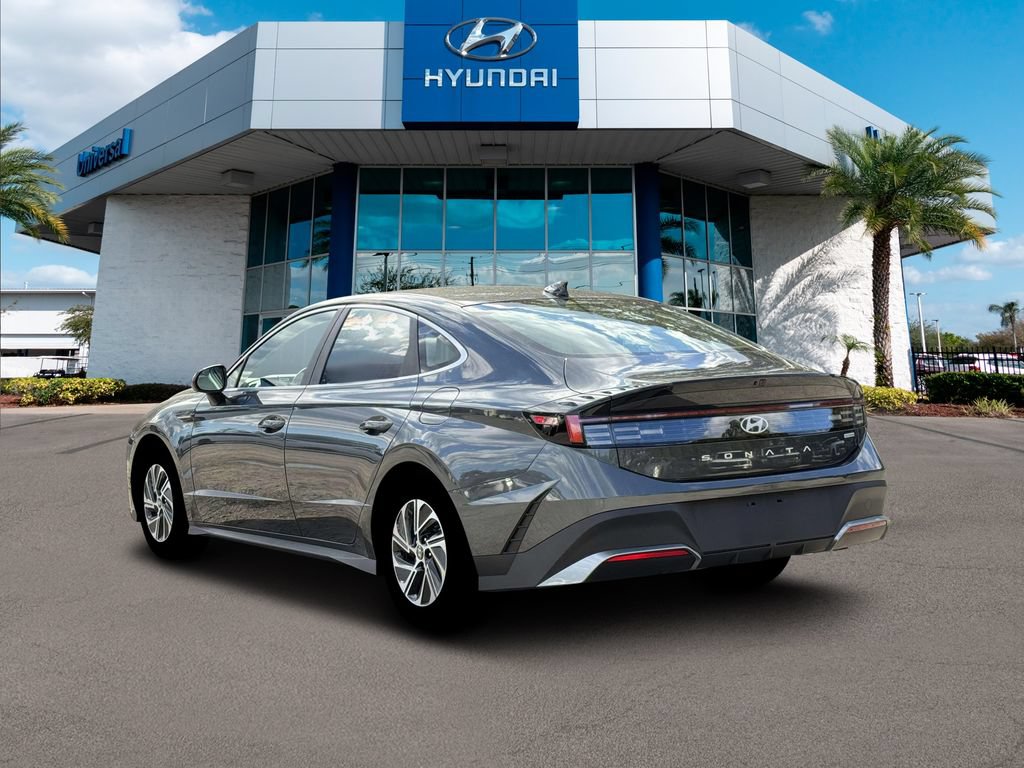 New 2026 Hyundai Sonata Blue FWD image 6