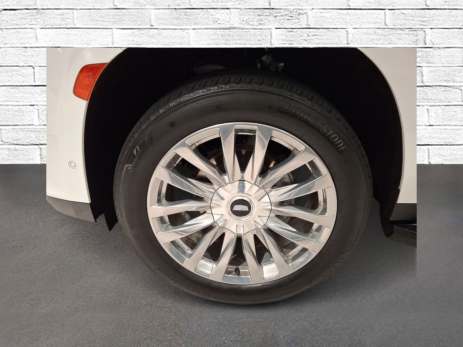 Certified 2021 Cadillac Escalade Premium Luxury image 6