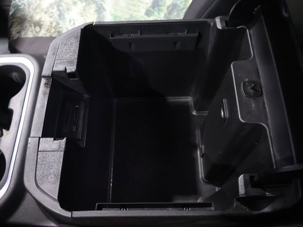 Used 2022 Chevrolet Silverado 3500 High Country w/ Safety Package II image 34