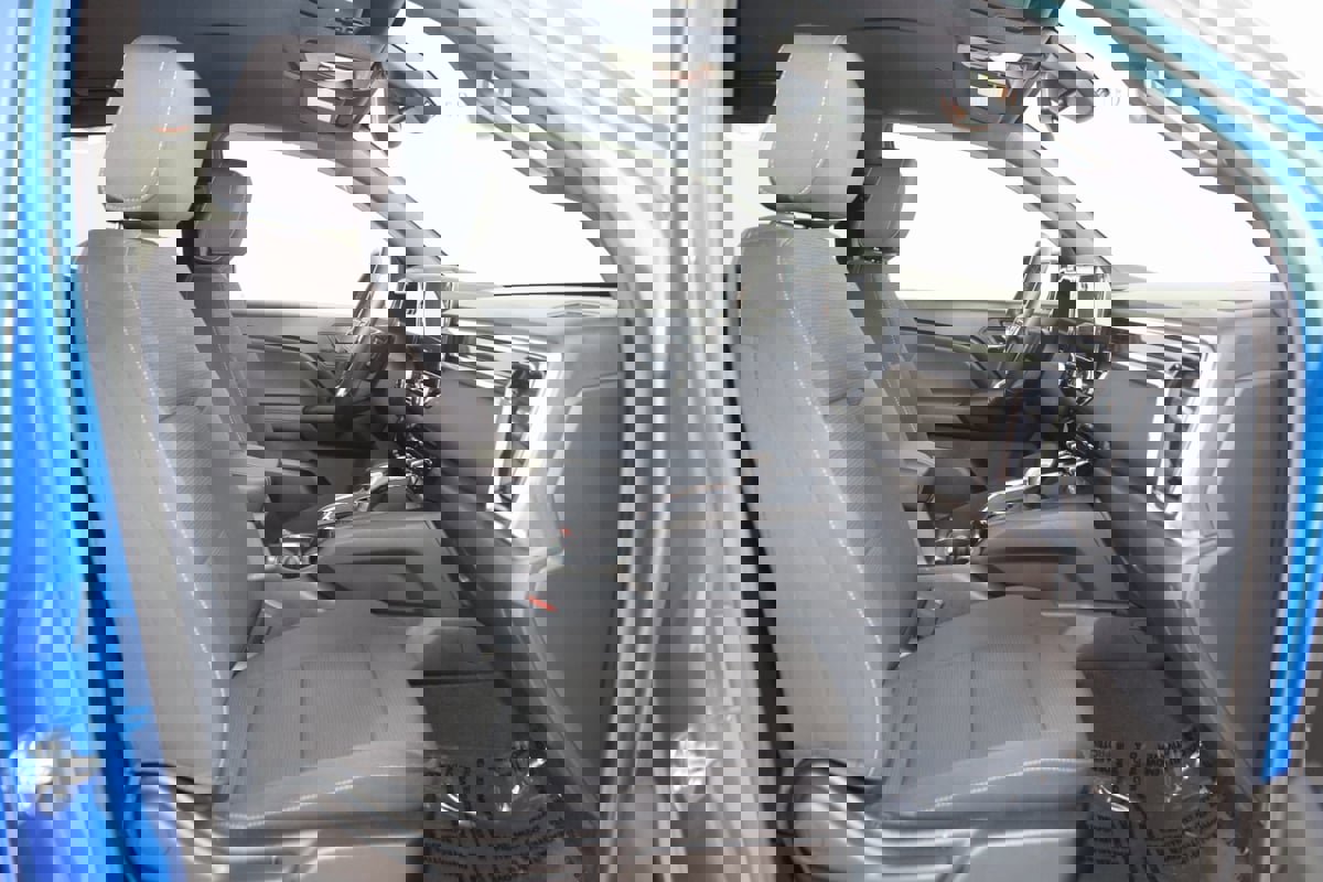 Used 2023 GMC Canyon Elevation w/ Convenience Package image 11