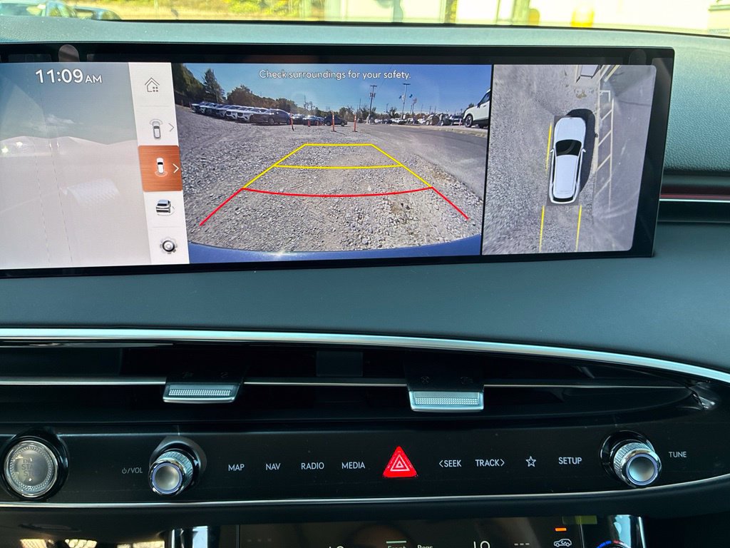 New 2027 Genesis GV70 2.5T Advanced AWD/4WD image 34