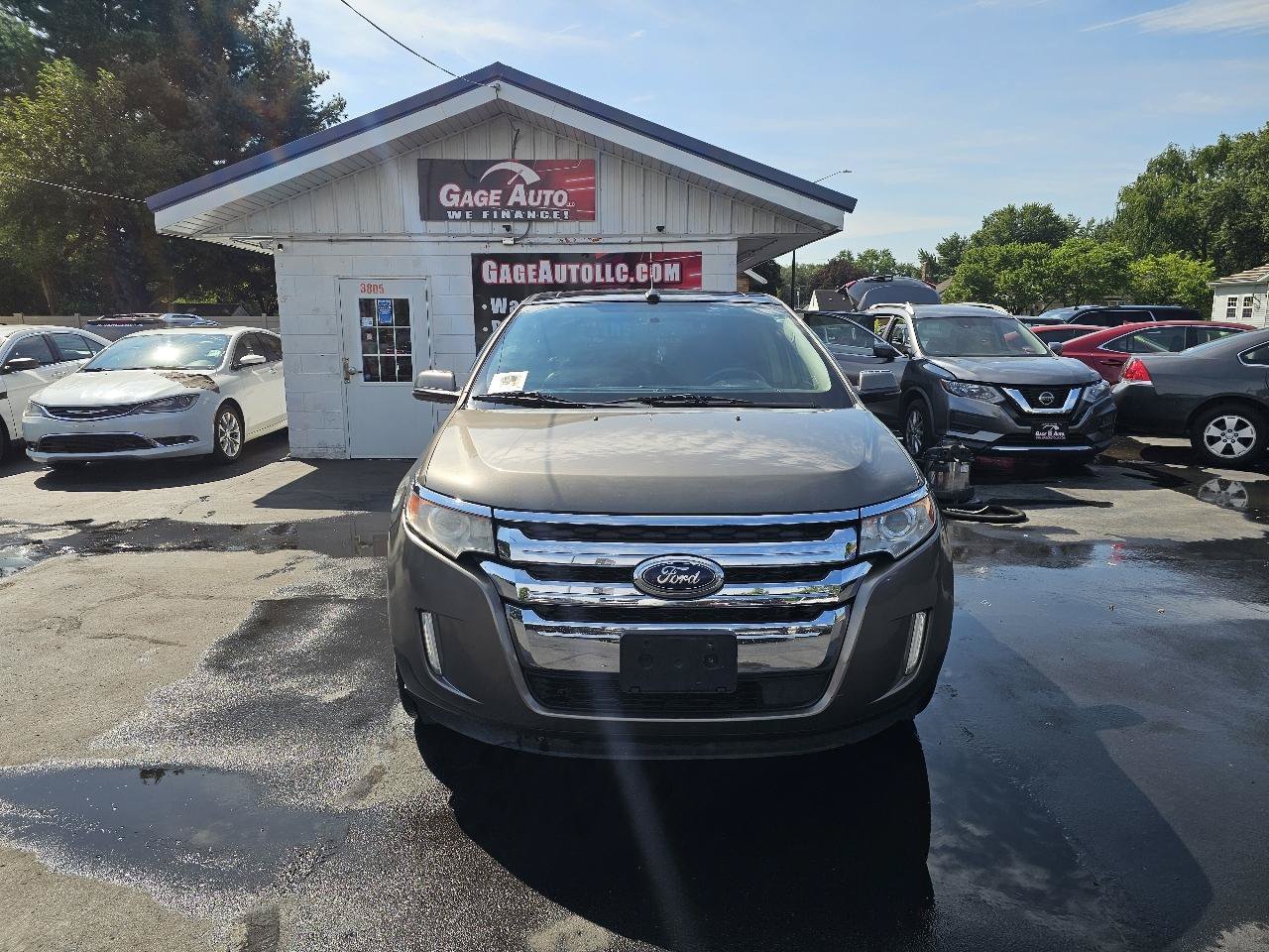 Used 2013 Ford Edge Limited FWD image 2
