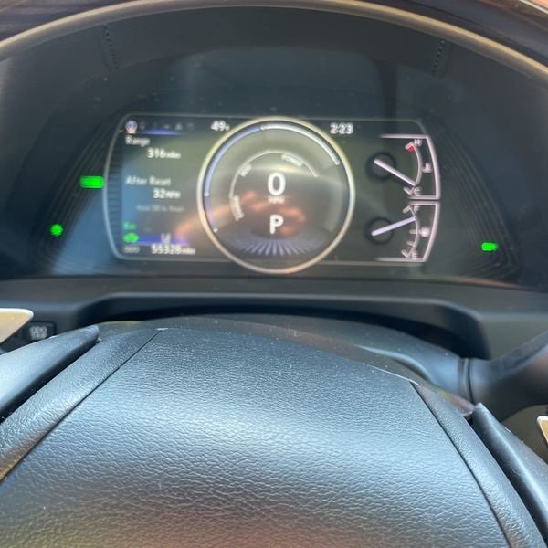 Used 2020 Lexus ES 300h w/ Premium Package image 10