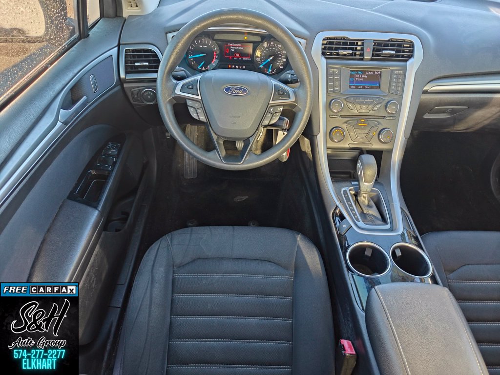 Used 2013 Ford Fusion SE FWD image 4