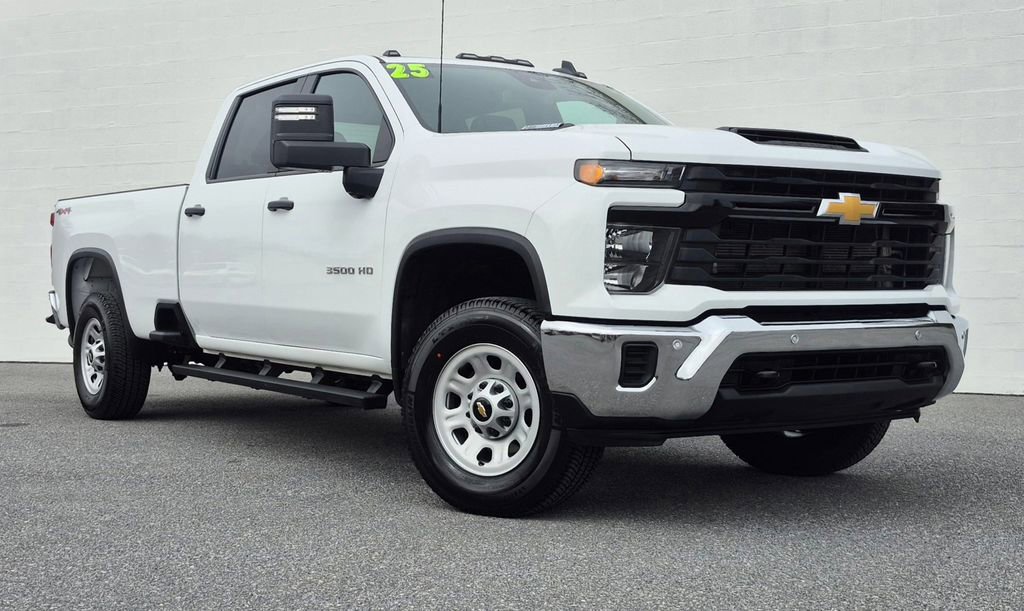 Used 2025 Chevrolet Silverado 3500 W/T w/ WT Convenience Package image 2