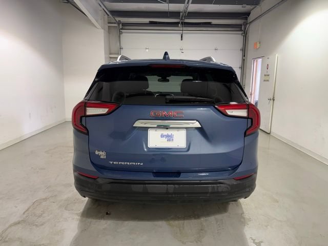 Certified 2024 GMC Terrain SLE w/ Driver Convenience Package FWD image 6
