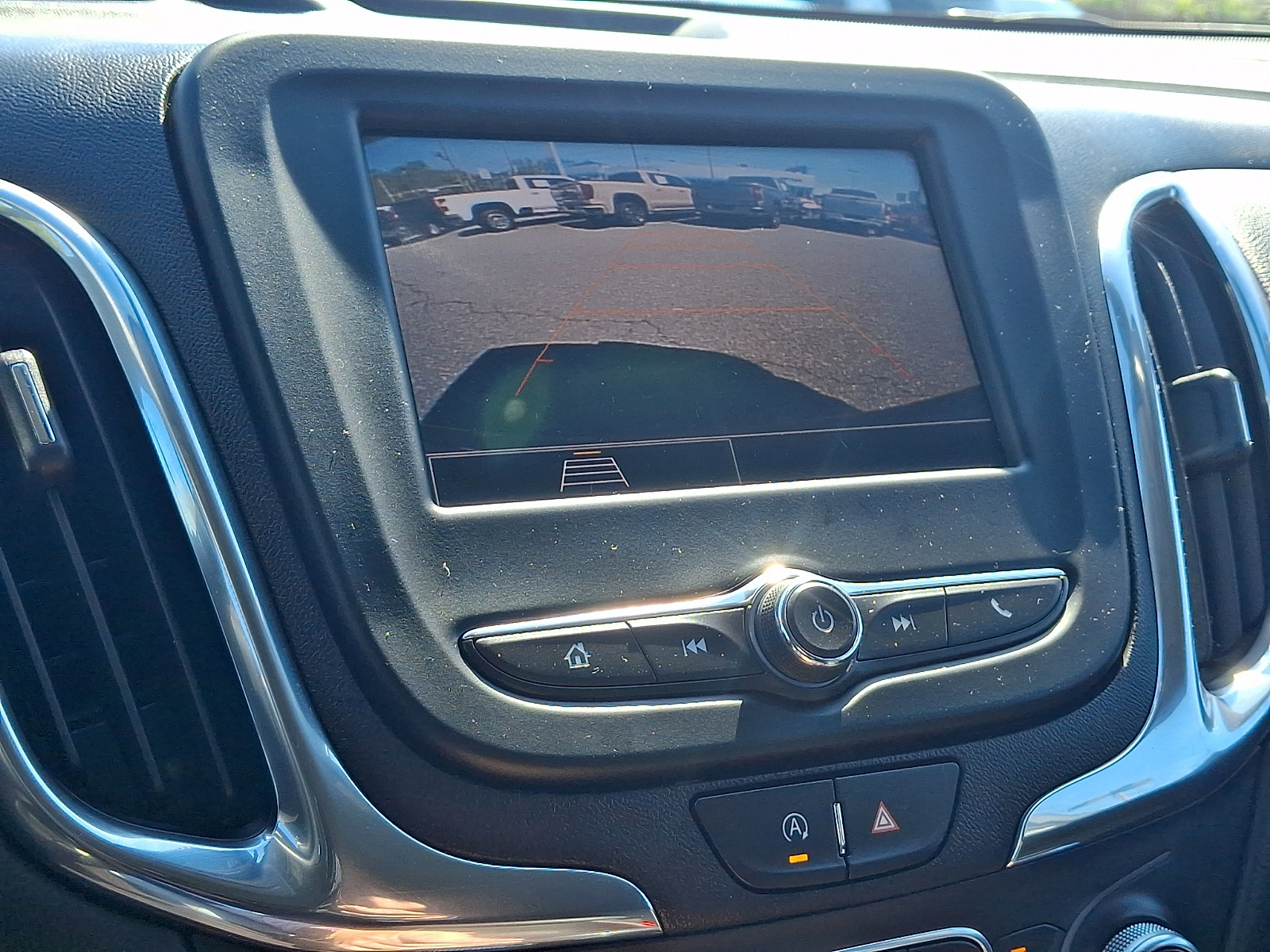 Certified 2023 Chevrolet Equinox LT FWD image 17