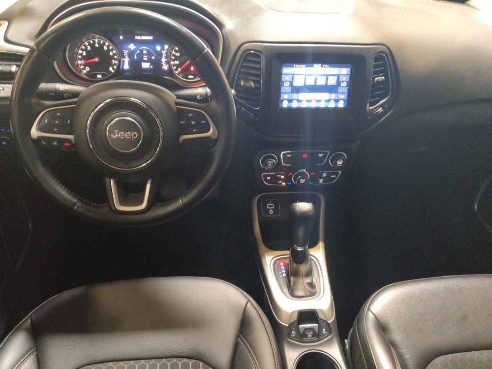 Used 2018 Jeep Compass Latitude w/ Popular Equipment Group FWD image 22