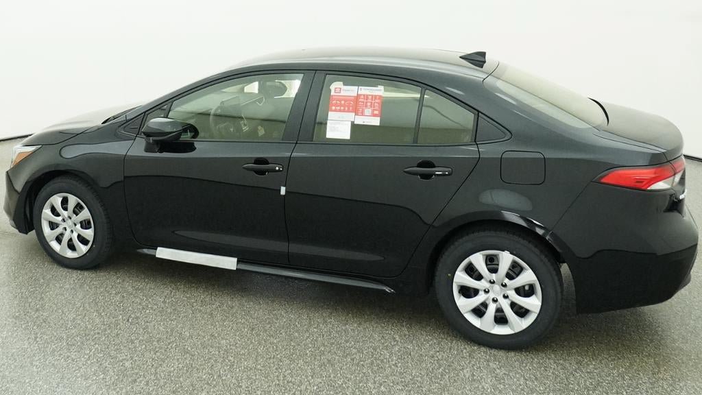 New 2026 Toyota Corolla LE FWD image 4