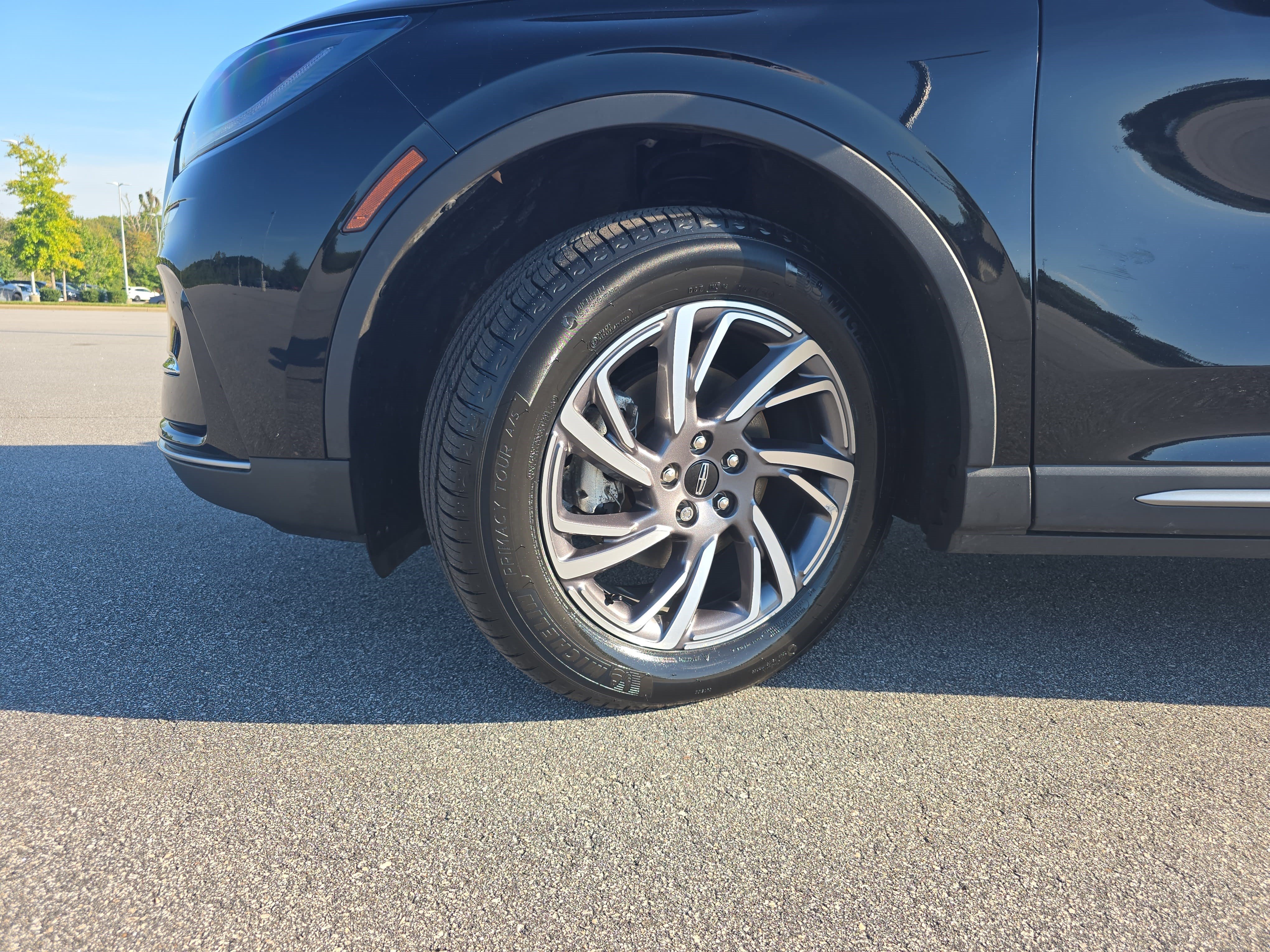 Certified 2024 Lincoln Corsair FWD image 31