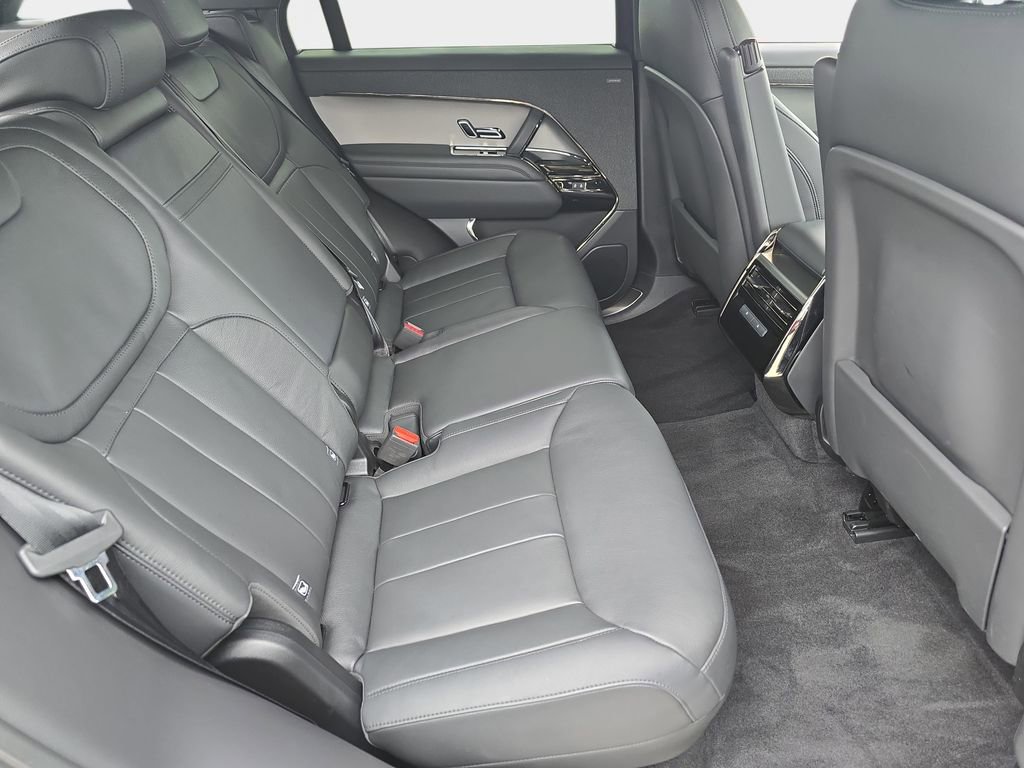 Certified 2025 Land Rover Range Rover Sport AWD/4WD image 11