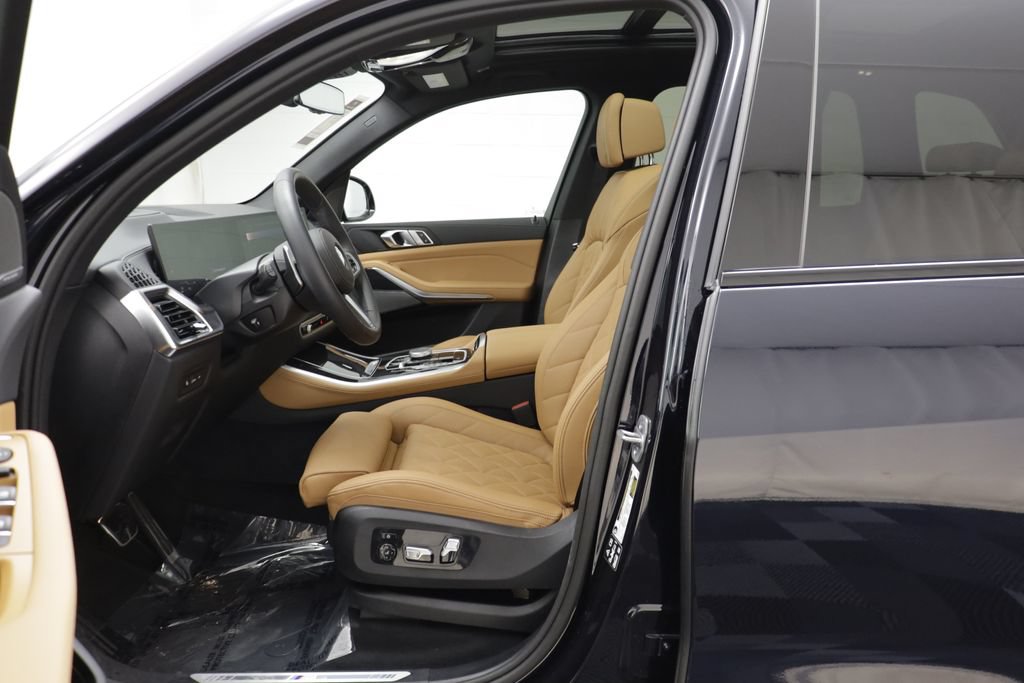 Certified 2026 BMW X5 xDrive40i AWD/4WD image 5