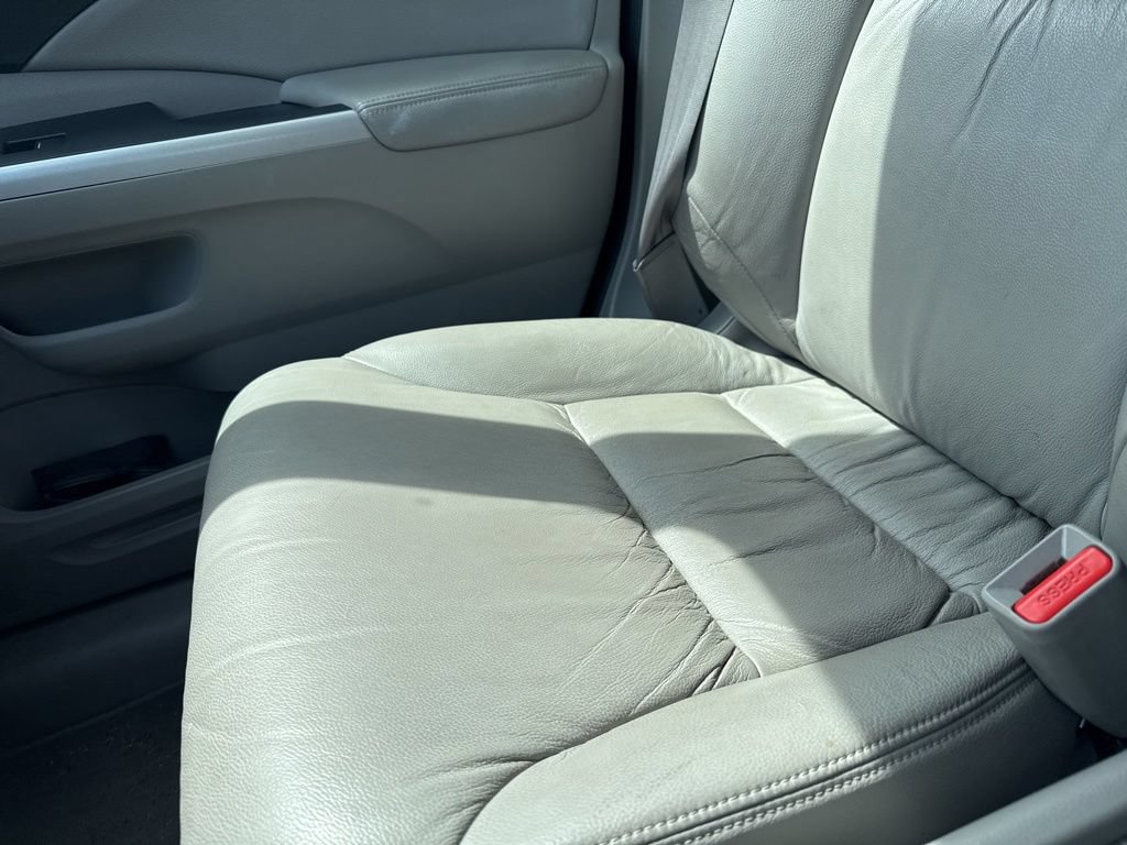 Used 2012 Honda CR-V EX-L image 14