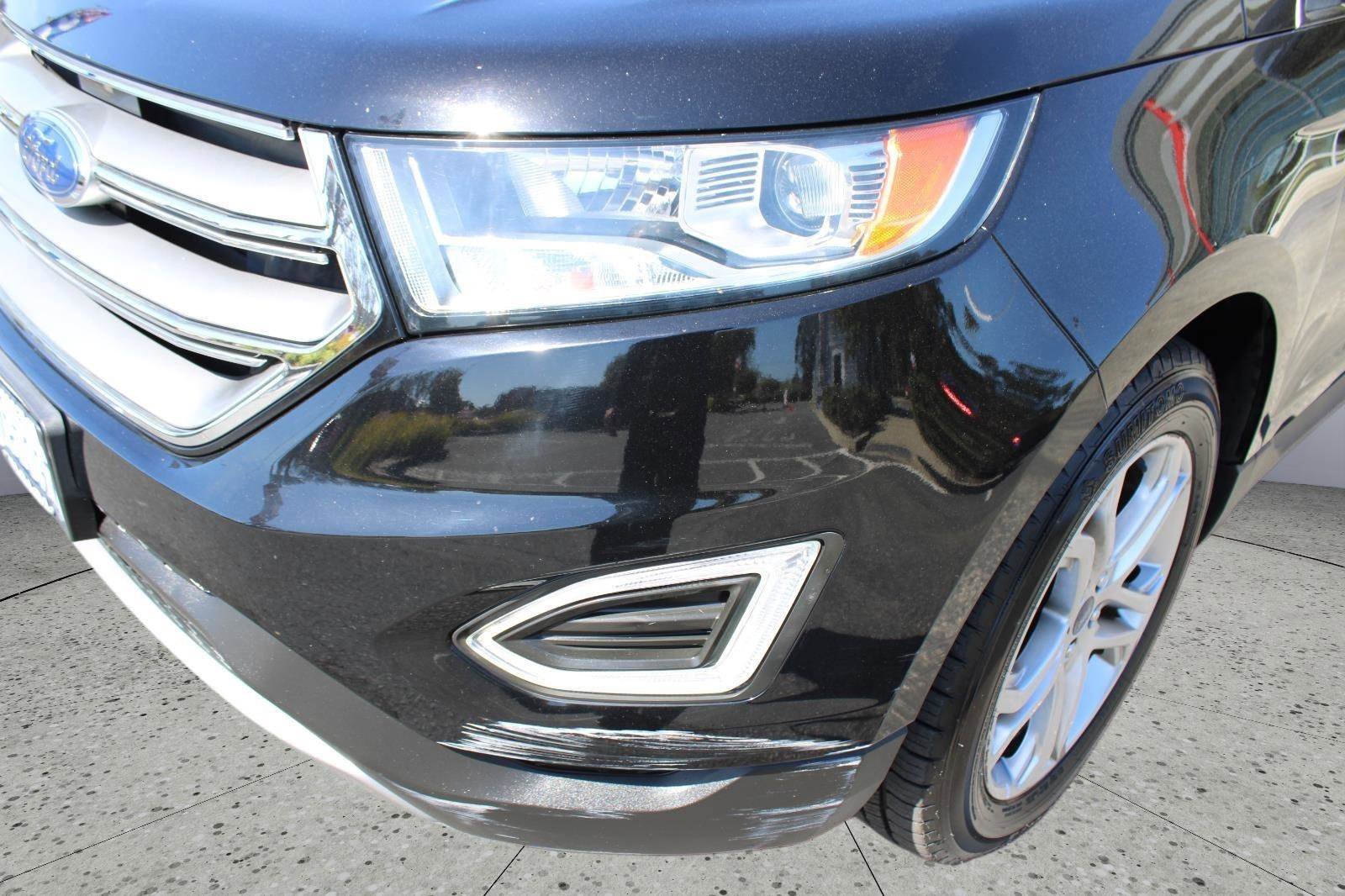 Used 2017 Ford Edge Titanium image 9