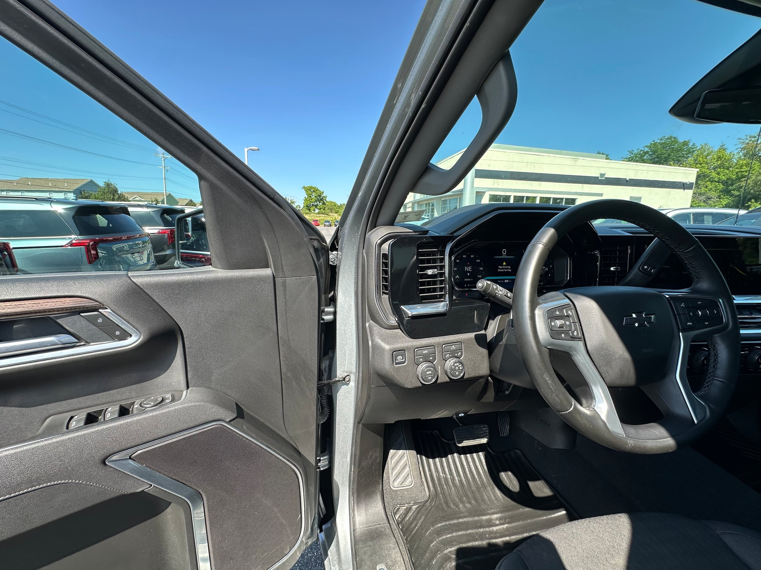 Used 2026 Chevrolet Silverado 1500 RST AWD/4WD image 20