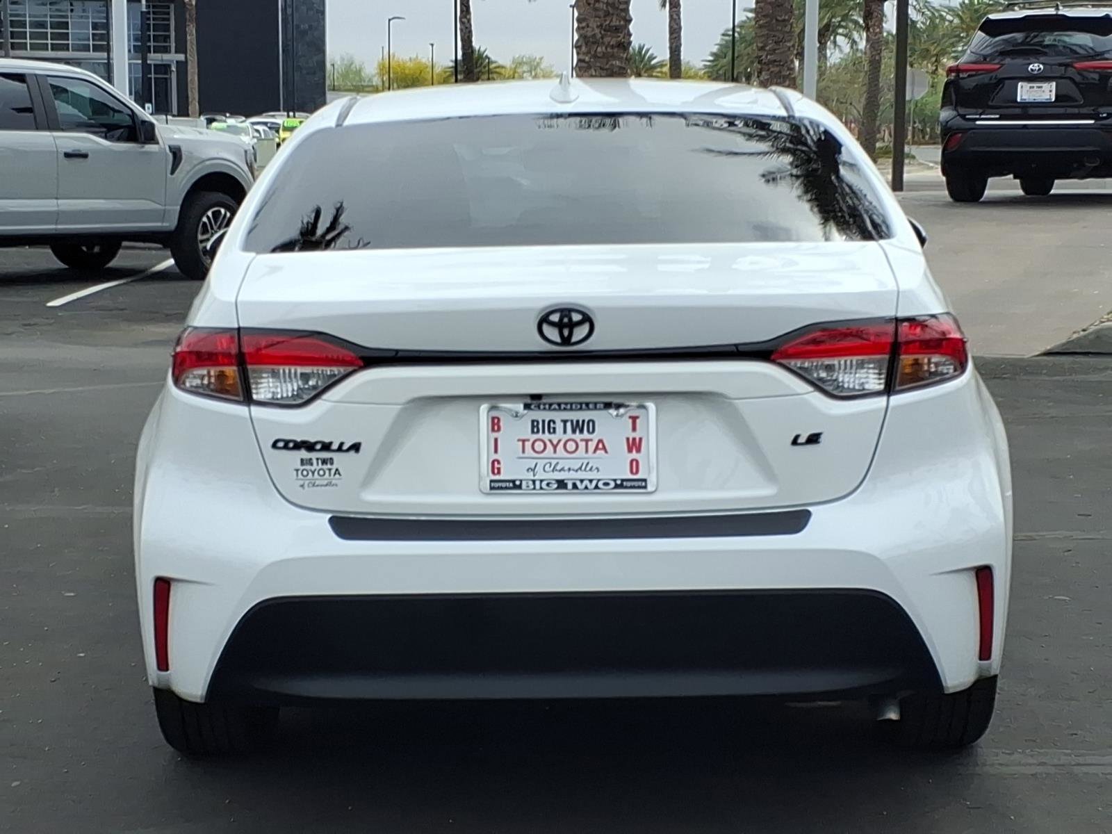 Certified 2025 Toyota Corolla LE FWD image 5
