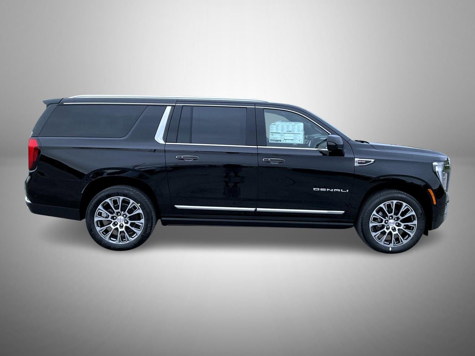 New 2026 GMC Yukon XL Denali w/ Denali Reserve Package image 4