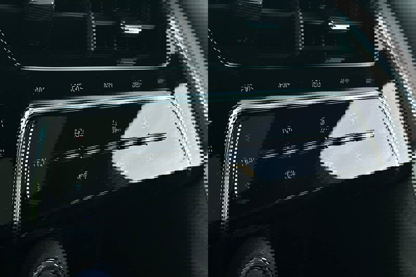 Used 2021 Toyota Venza Limited image 21