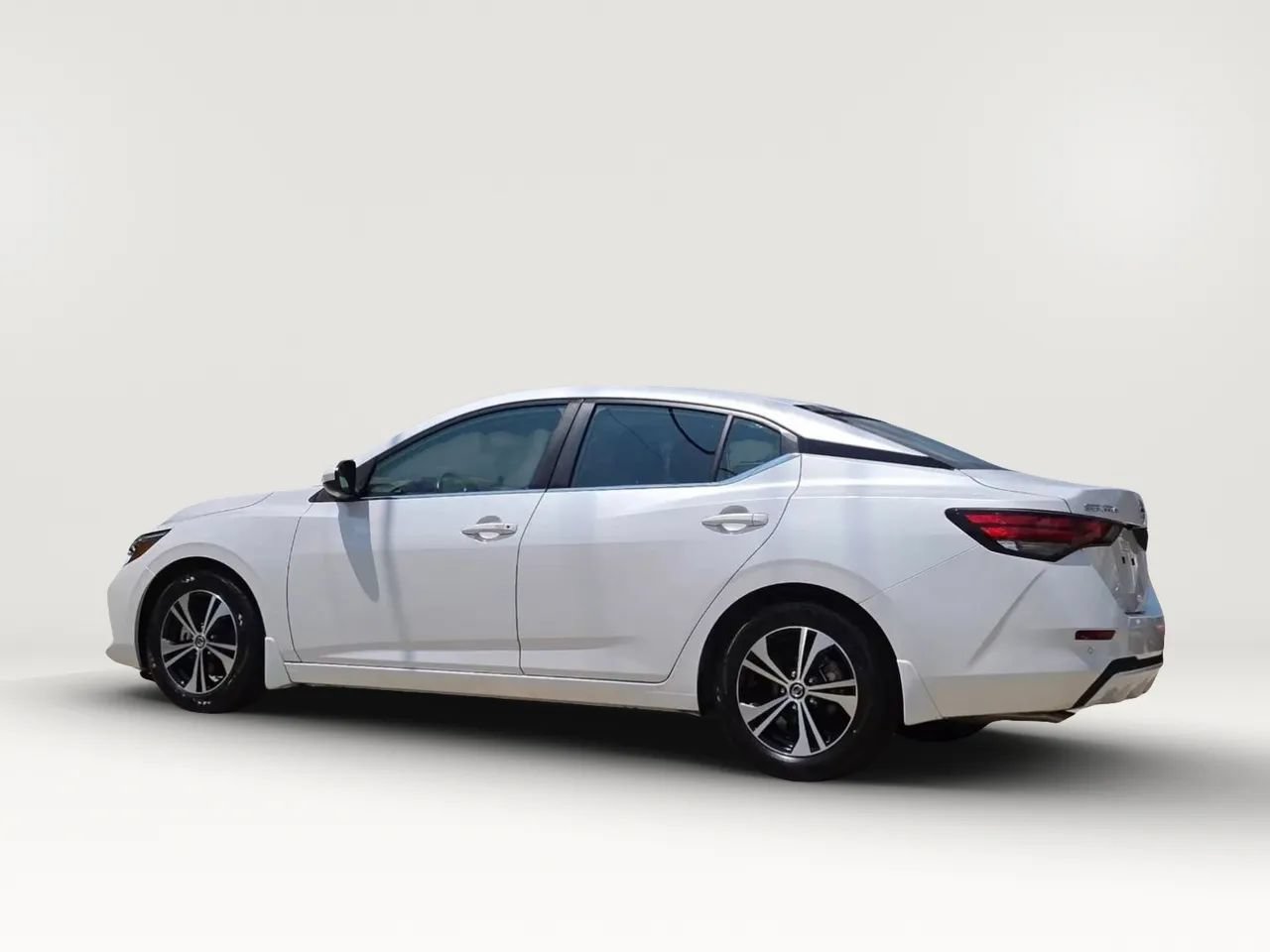 Used 2023 Nissan Sentra SV w/ All-Weather Package FWD image 3