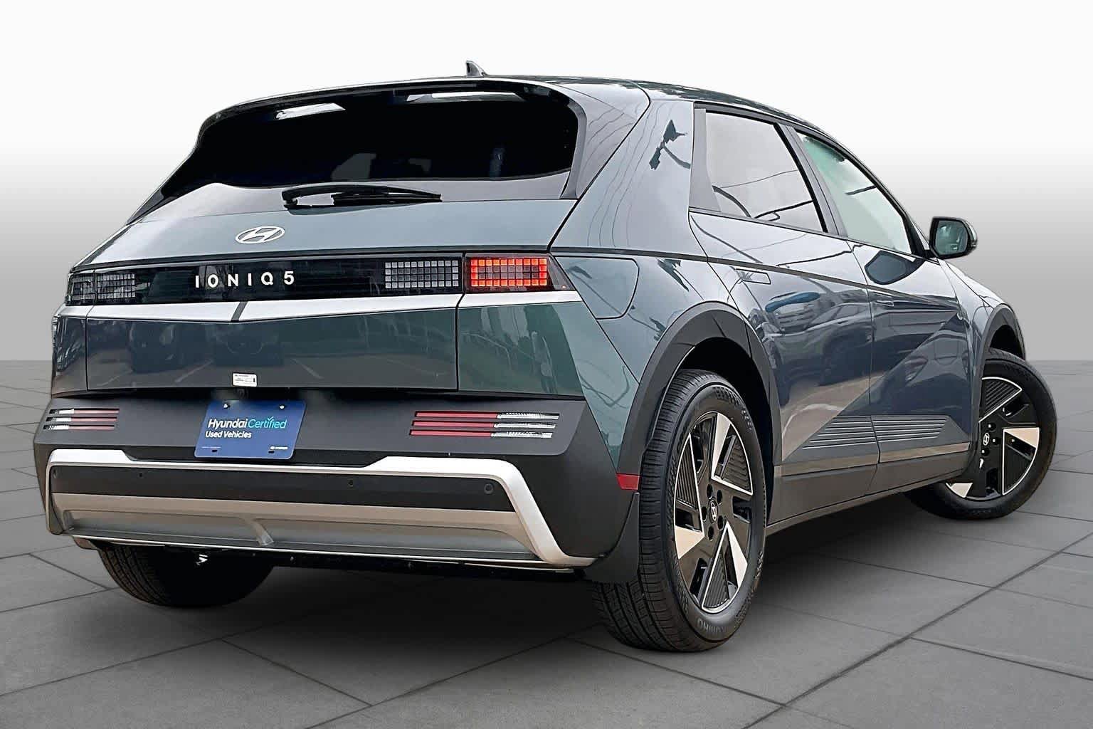 Certified 2026 Hyundai Ioniq 5 SEL RWD image 12