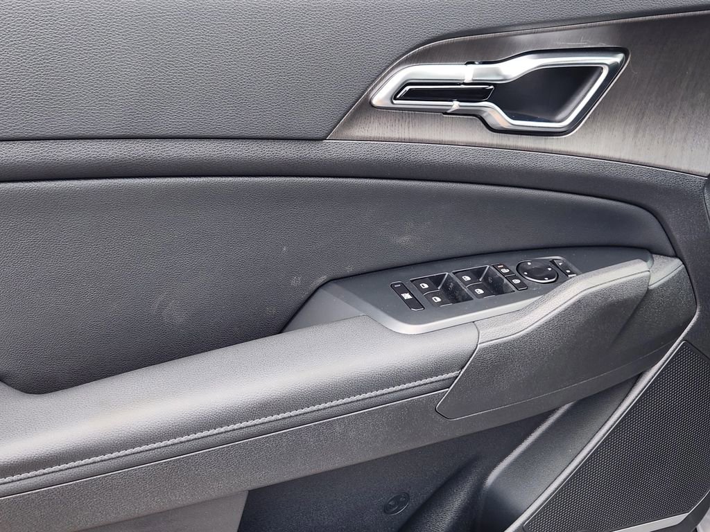 New 2026 Kia Sportage X-Line image 6
