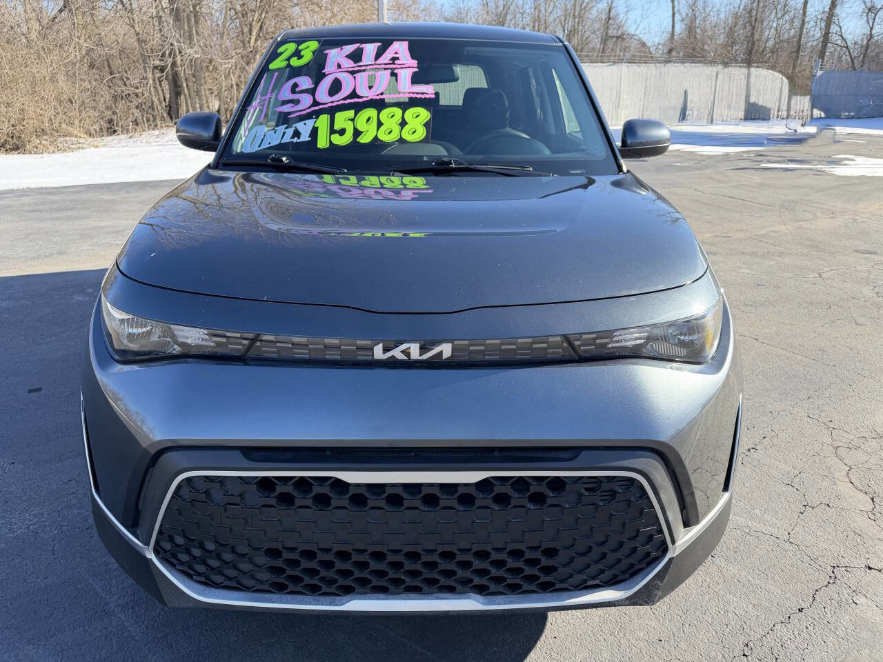 Used 2023 Kia Soul LX image 3