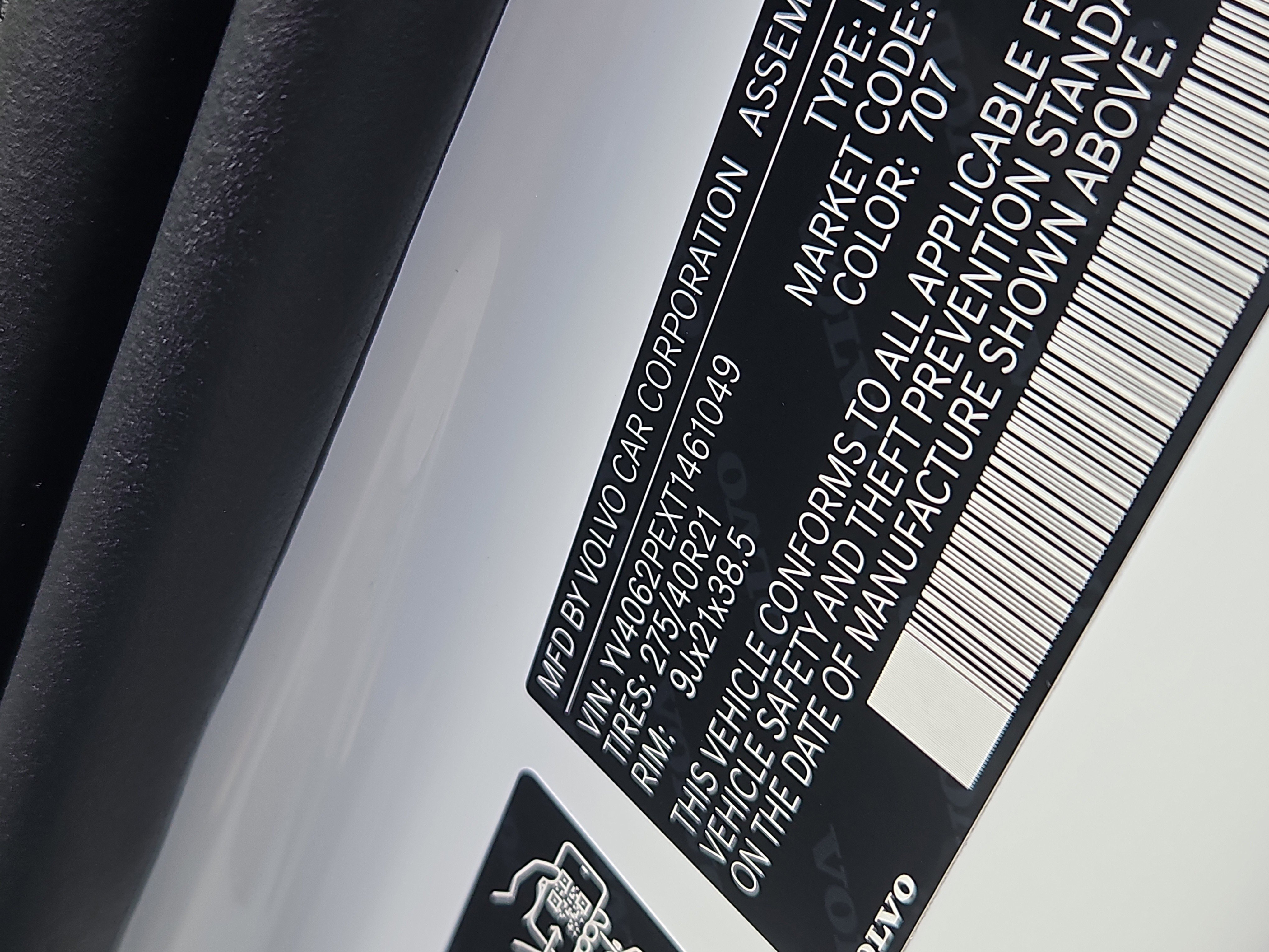 New 2026 Volvo XC90 B6 Plus w/ Protection Package Premier image 5