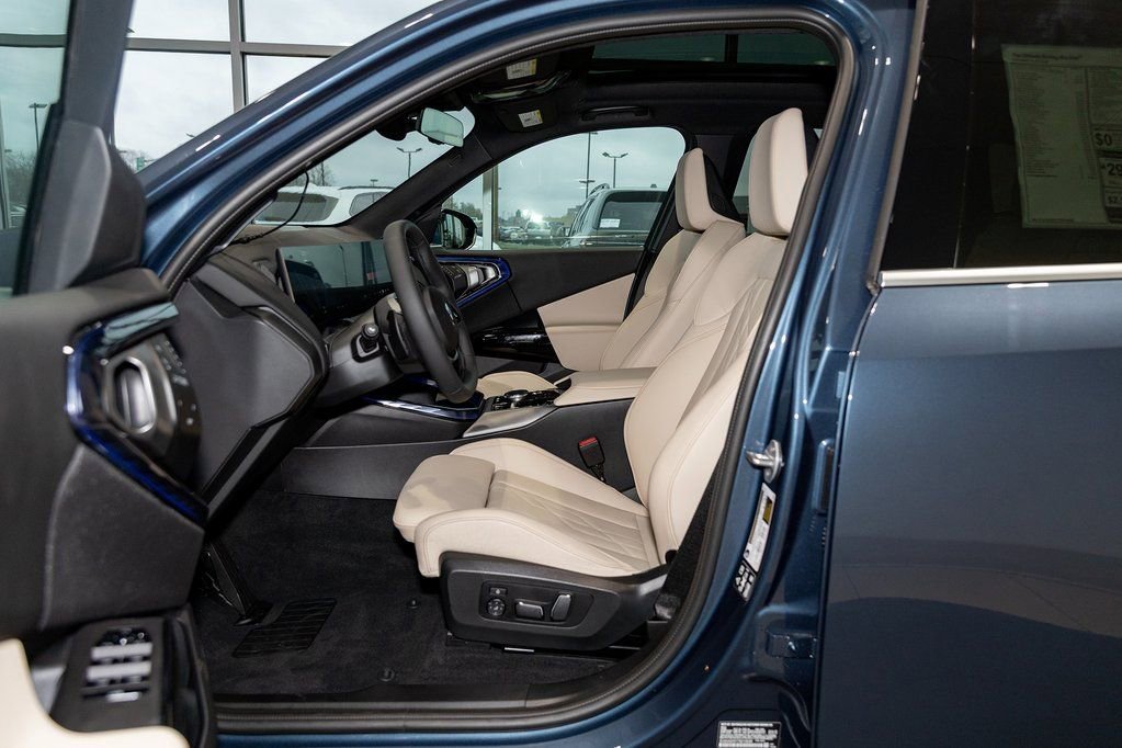 Used 2026 BMW X3 xDrive30 w/ Convenience Package image 19