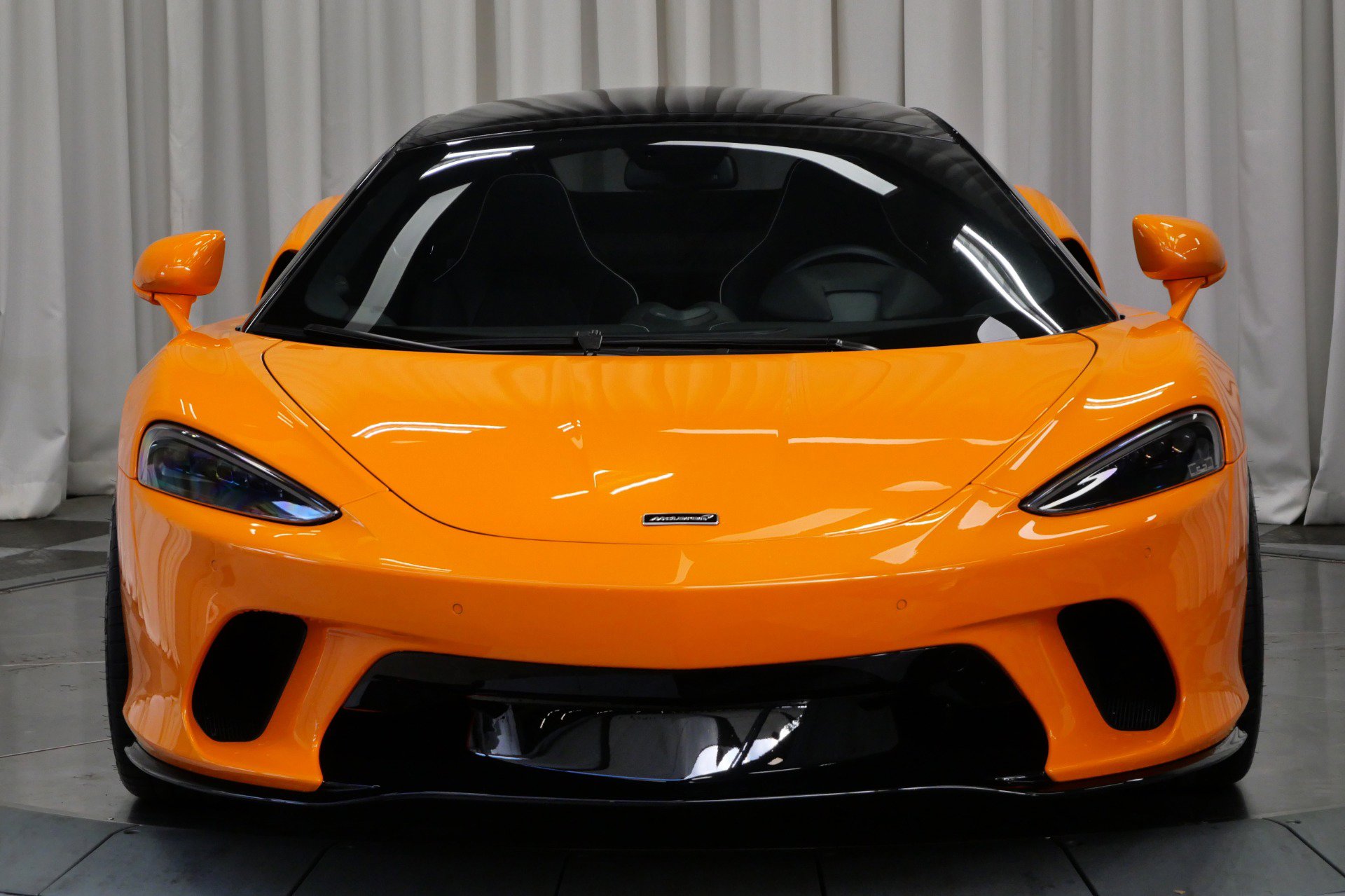 Used 2023 McLaren GT image 4