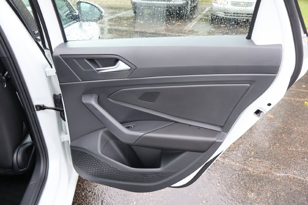 Used 2026 Volkswagen Jetta Sport FWD image 42