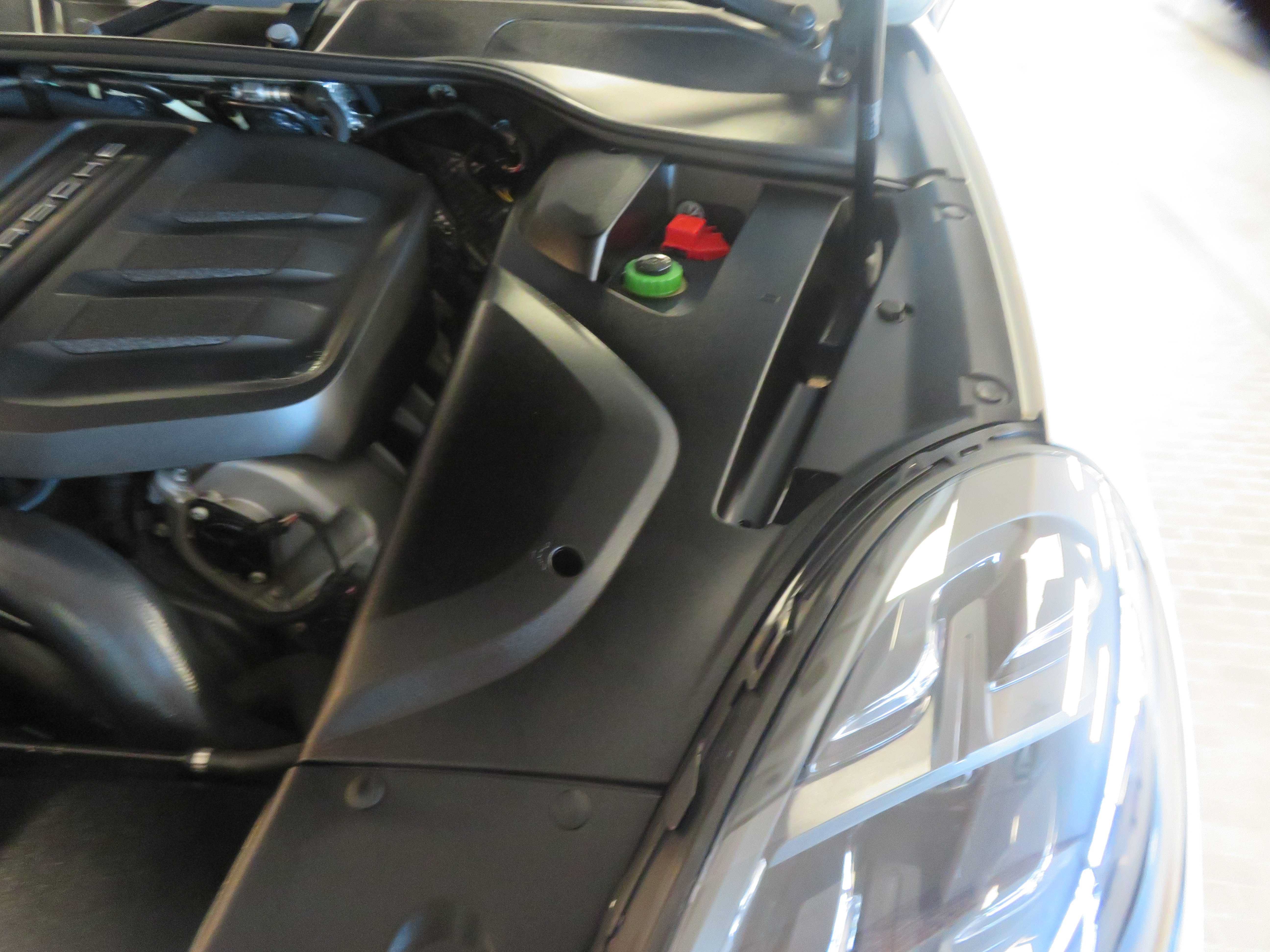 Used 2015 Porsche Cayenne S AWD/4WD image 58