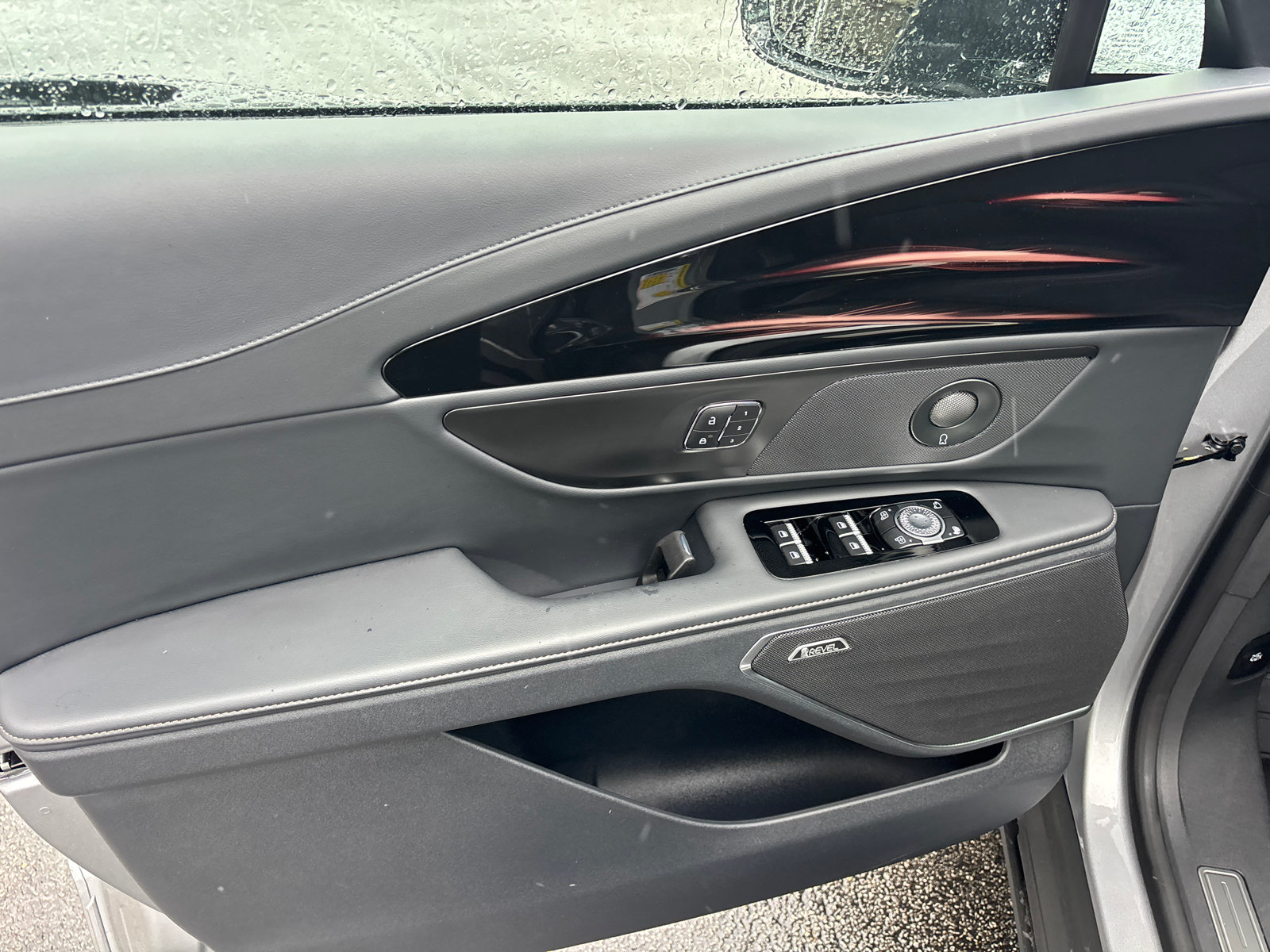 New 2026 Lincoln Nautilus Reserve AWD/4WD image 11