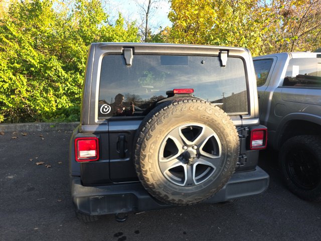 Used 2021 Jeep Wrangler Unlimited Sport w/ Sun And Sound Package AWD/4WD image 12