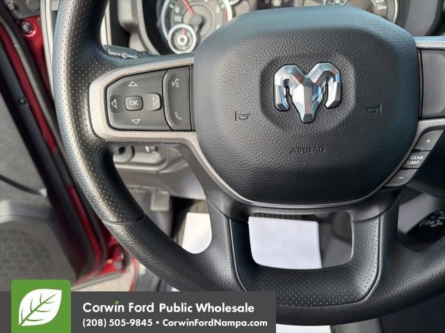 Used 2024 RAM 2500 Tradesman w/ Chrome Appearance Group image 16