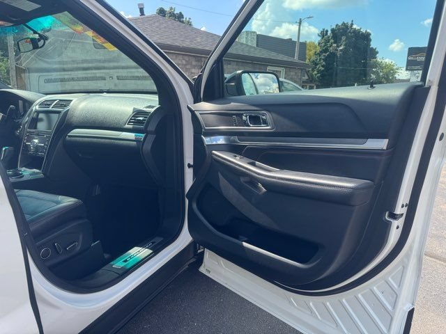 Used 2016 Ford Explorer Sport w/ Equipment Group 401A AWD/4WD image 13