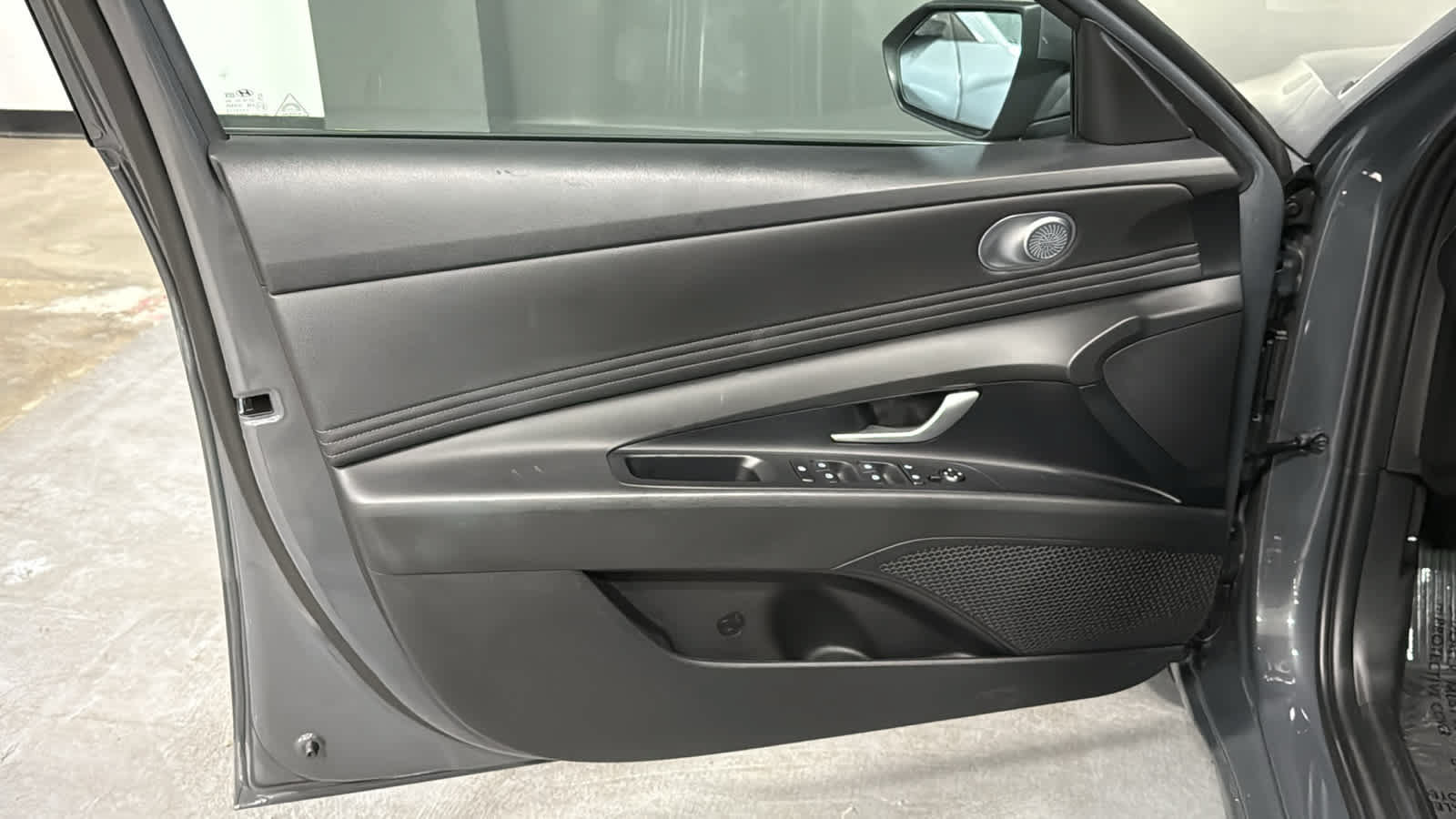 Used 2023 Hyundai Elantra SEL w/ Convenience Package FWD image 7