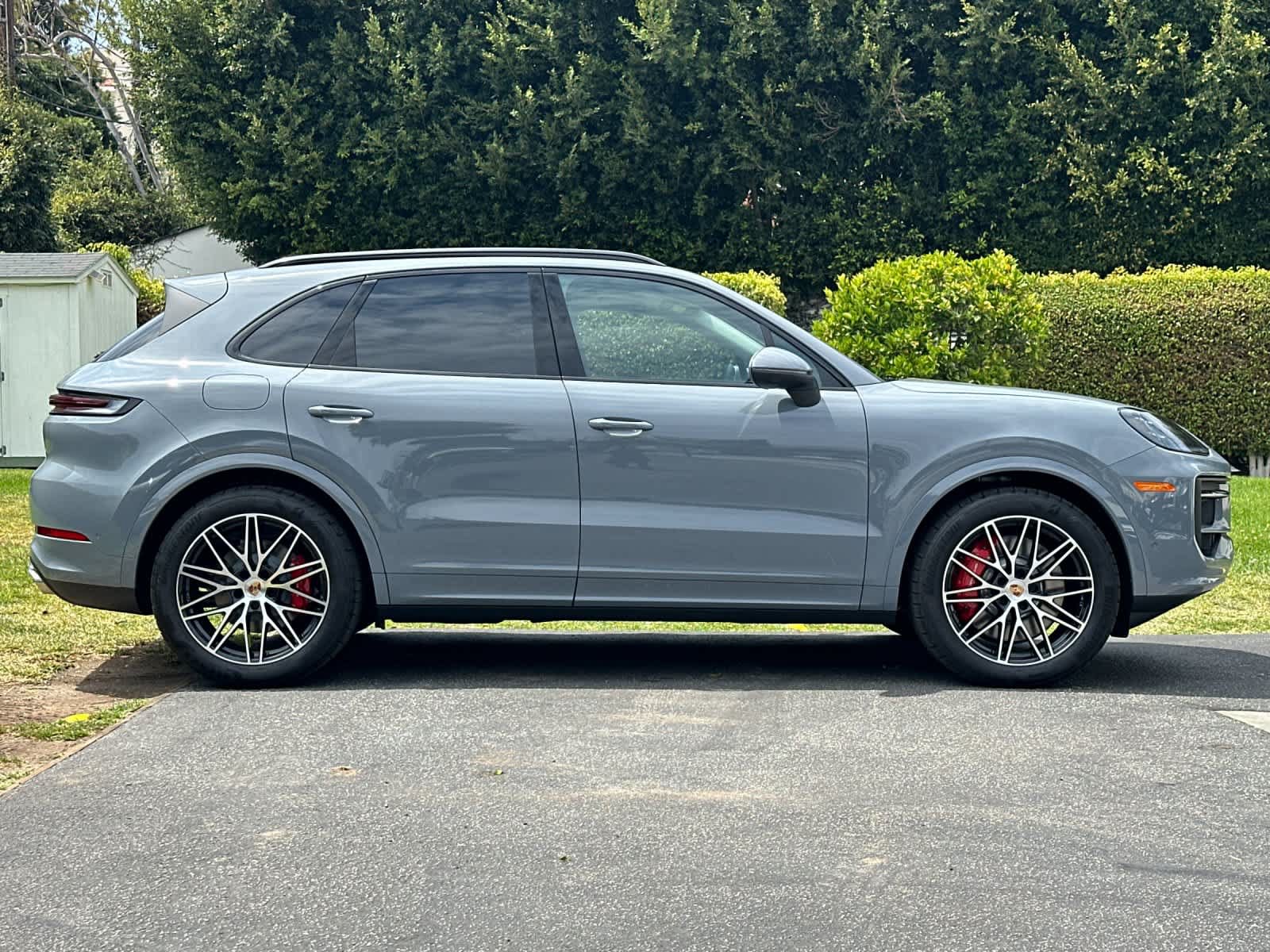 New 2026 Porsche Cayenne S AWD/4WD image 9