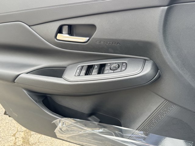 New 2027 Nissan Sentra S w/ Floor Mat Package FWD image 8