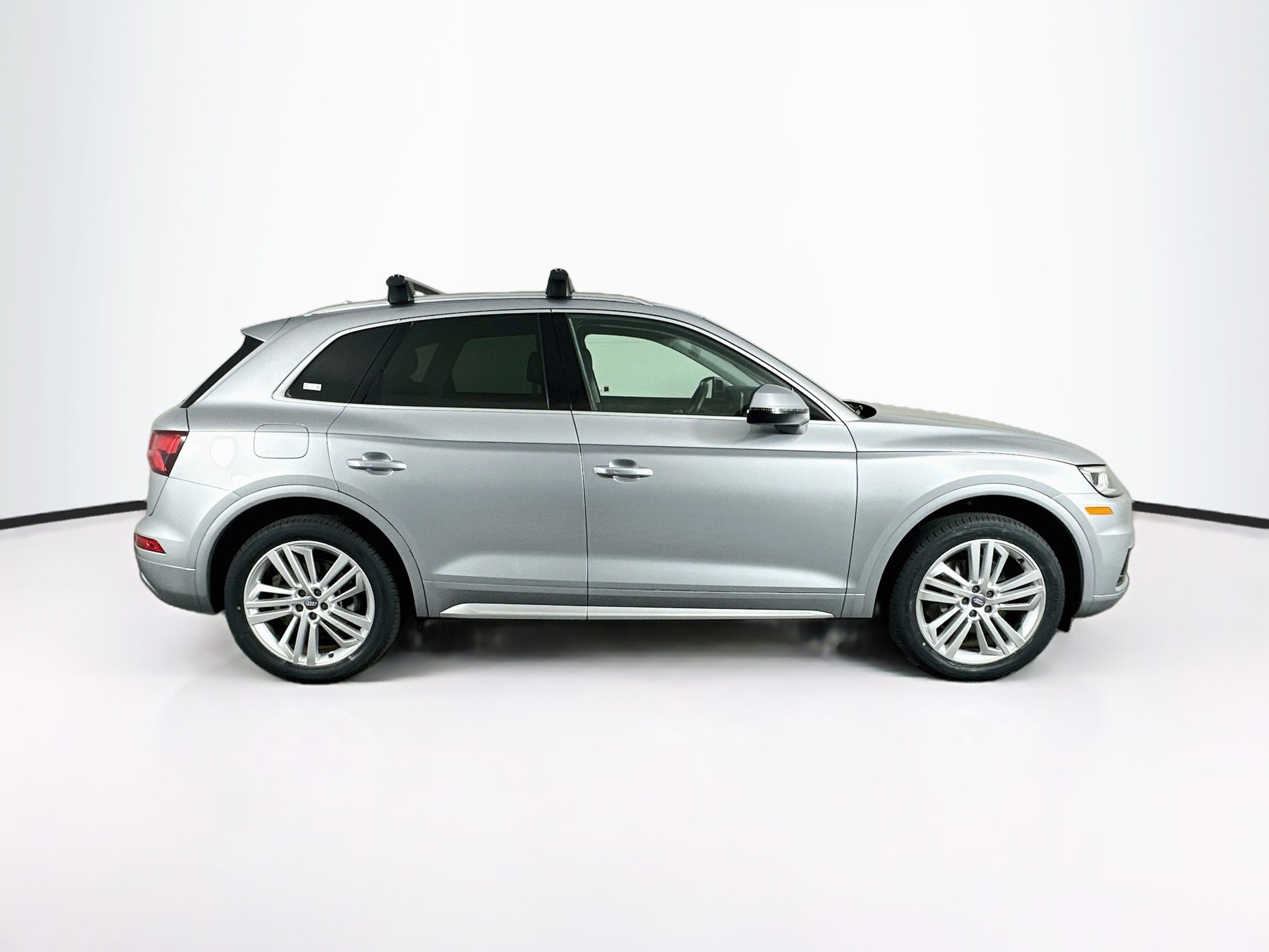 Used 2019 Audi Q5 2.0T Premium Plus w/ Premium Plus Package AWD/4WD image 10