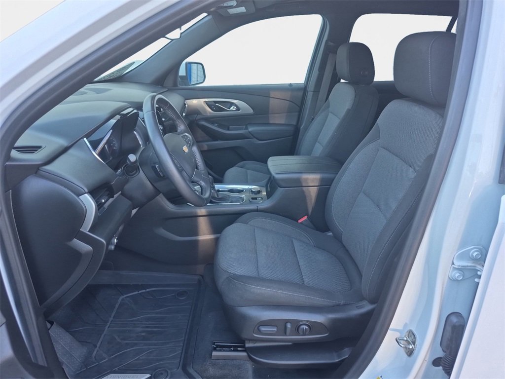 Used 2022 Chevrolet Traverse LT w/ LPO, Floor Liner Package image 12