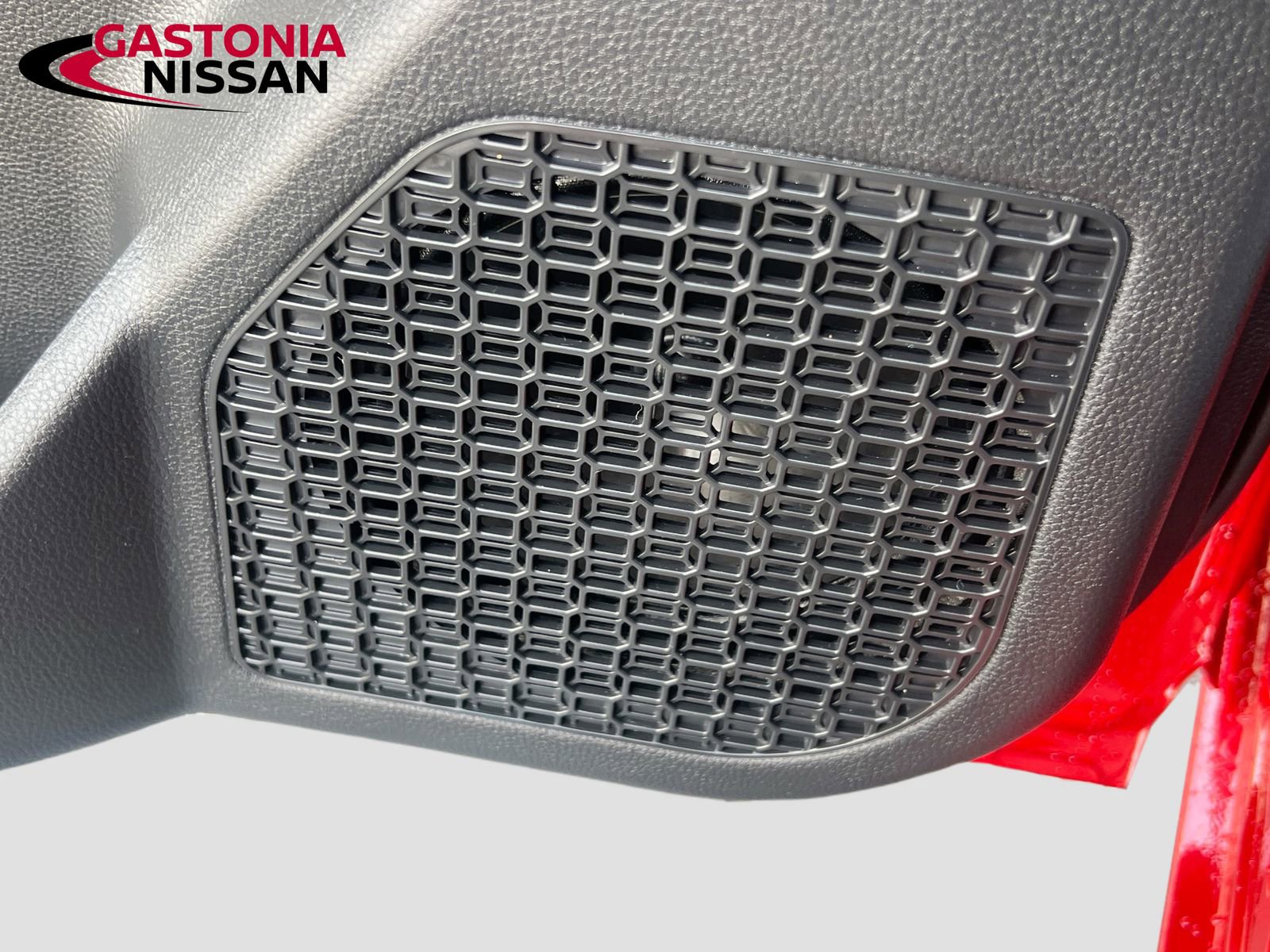 Used 2025 Toyota Tacoma SR5 image 33