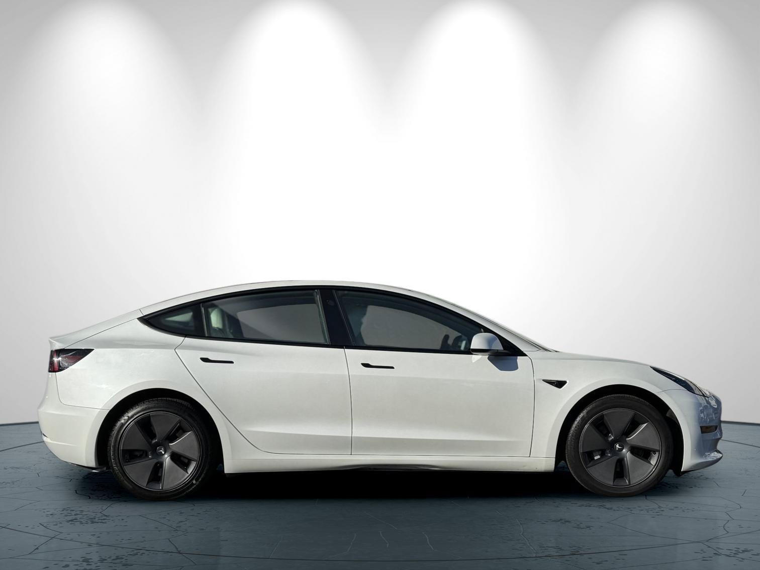 Used 2023 Tesla Model 3 Long Range AWD/4WD image 3