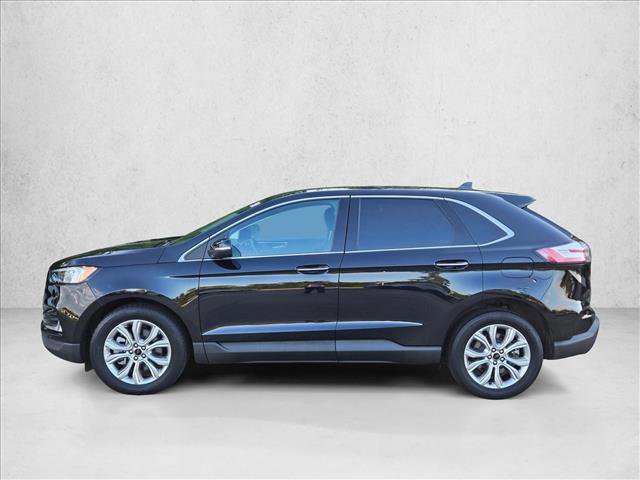 Used 2024 Ford Edge Titanium image 9