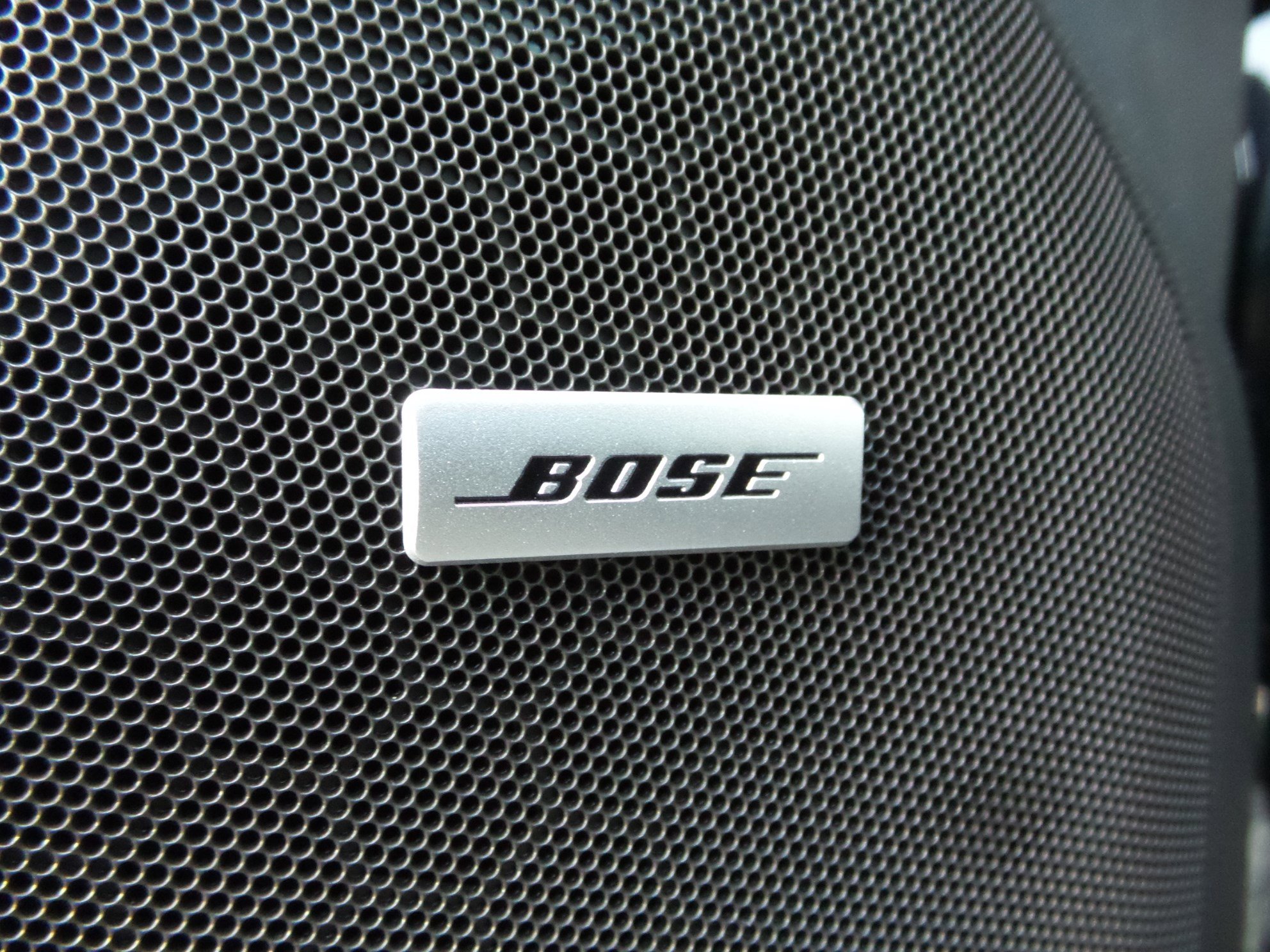 Used 2025 GMC Yukon Elevation image 17