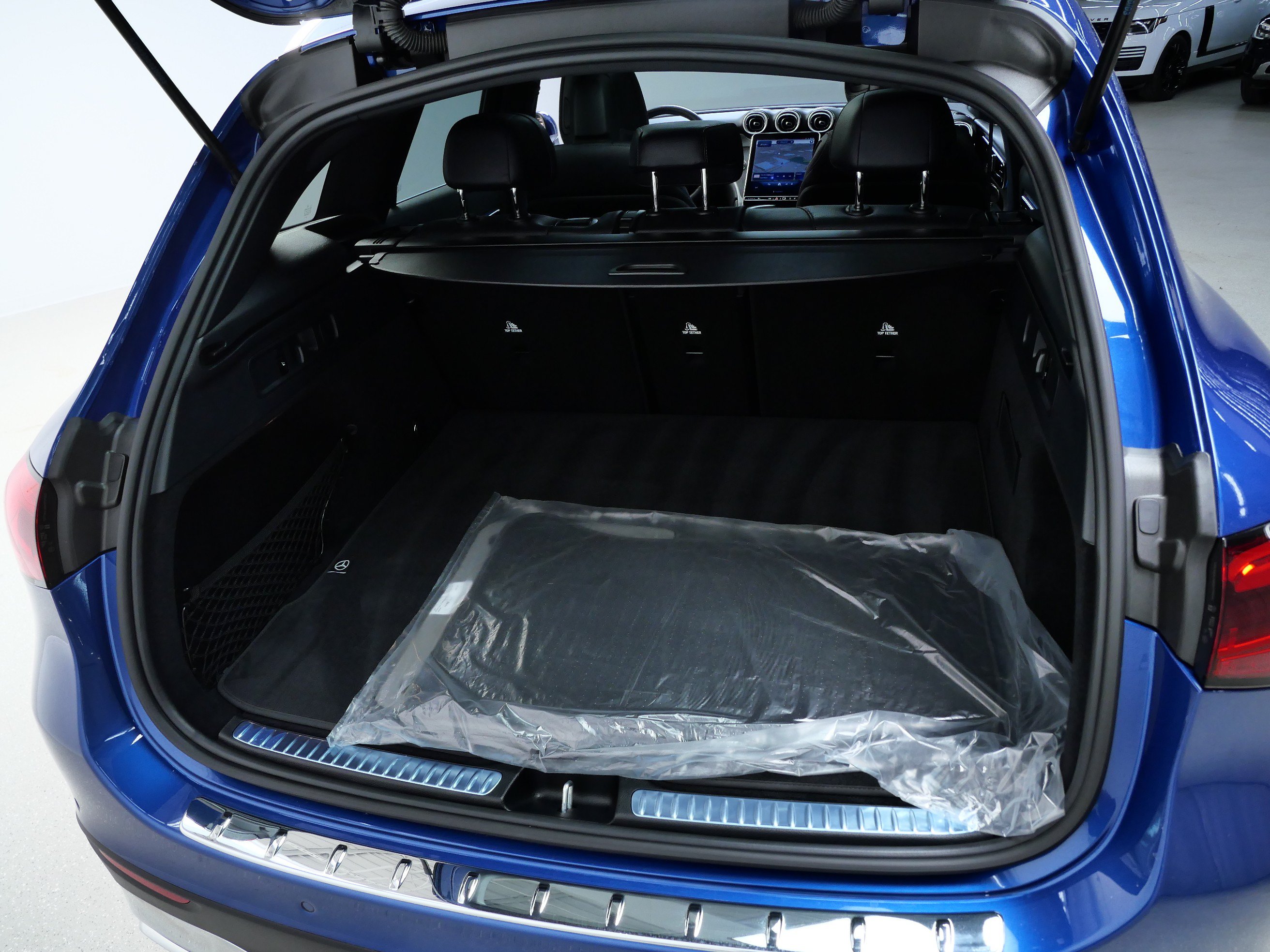 Certified 2026 Mercedes-Benz GLC 300 4MATIC image 7