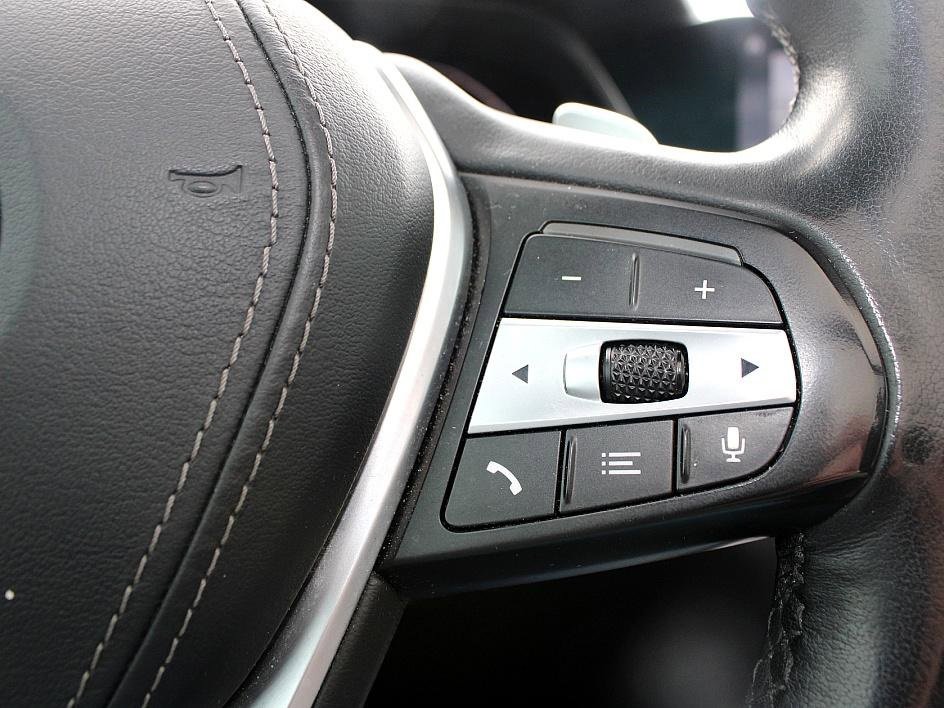 Used 2020 BMW X5 xDrive40i w/ Premium Package image 11