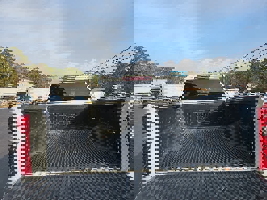 Used 2024 Chevrolet Silverado 2500 LT image 5