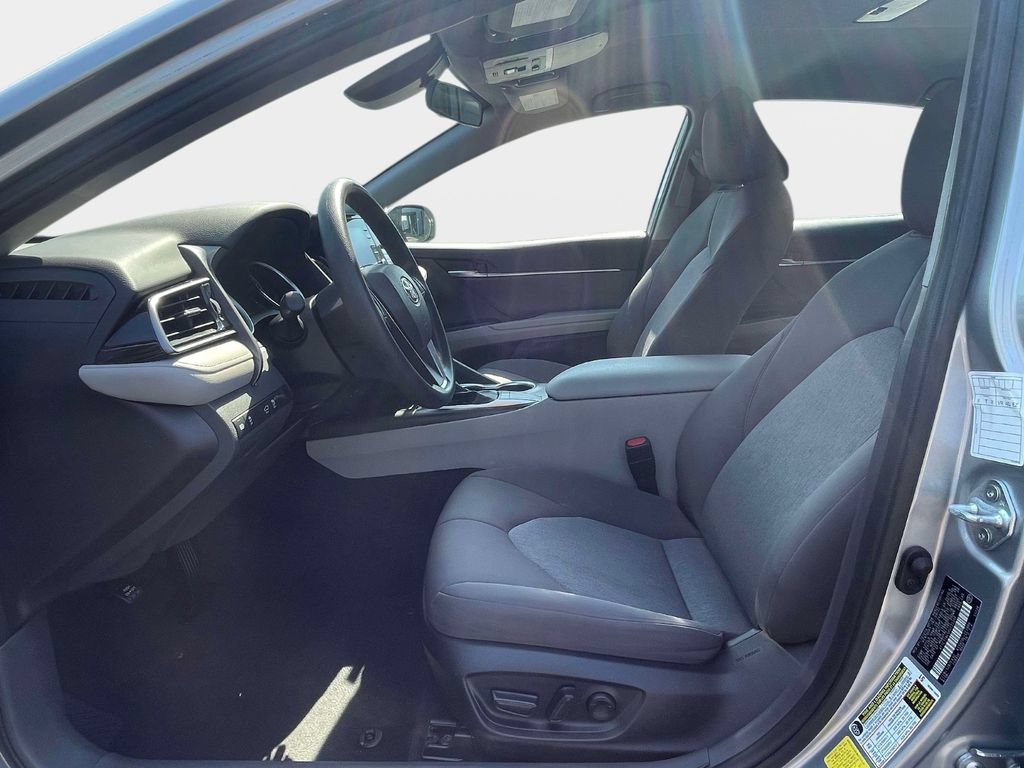 Used 2023 Toyota Camry LE FWD image 15